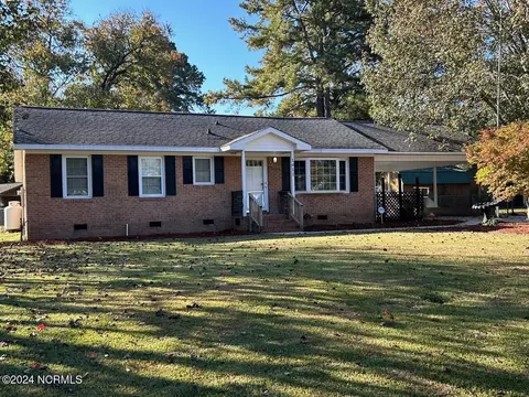 1411 Squire Pl, Kinston, NC 28504