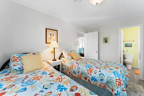 413 38th St, Sunset Beach, NC 28468 photo 18