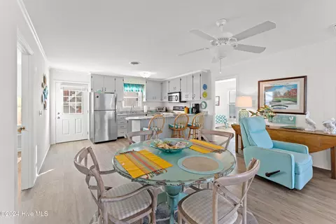 413 38th St, Sunset Beach, NC 28468 photo 13