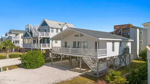 413 38th St, Sunset Beach, NC 28468 photo 5