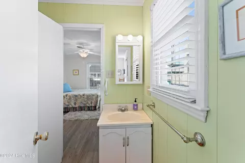 413 38th St, Sunset Beach, NC 28468 photo 23