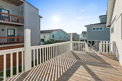 413 38th St, Sunset Beach, NC 28468 photo 25