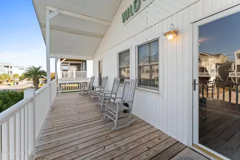413 38th St, Sunset Beach, NC 28468 photo 11