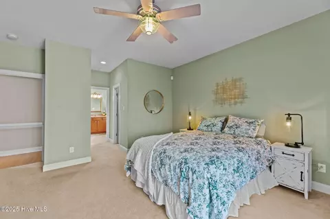 Bedroom - 909 Potomac Dr, Chocowinity, NC 27817 photo 2 of 6
