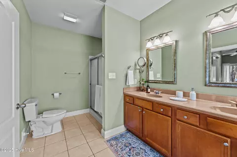 Bath - 909 Potomac Dr, Chocowinity, NC 27817 photo 2 of 4