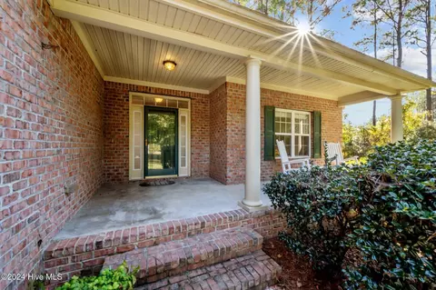 110 Sanderling Ct, Hampstead, NC 28443 photo 4