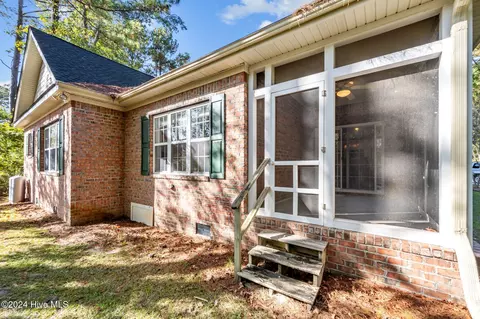110 Sanderling Ct, Hampstead, NC 28443 photo 36