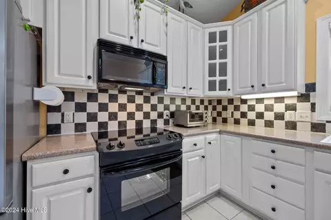 110 Sanderling Ct, Hampstead, NC 28443 photo 11