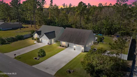 239 Wildwood St NW, Shallotte, NC 28470