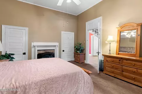 Bedroom - 950 Main St, Fair Bluff, NC 28439 photo 4 of 12