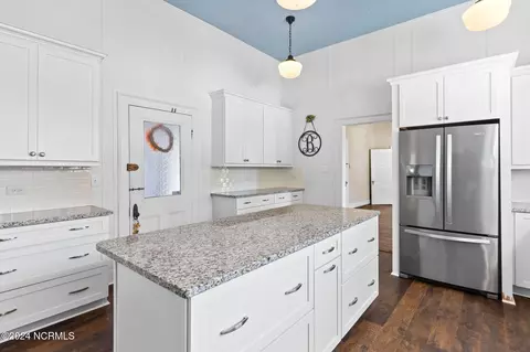 Kitchen - 950 Main St, Fair Bluff, NC 28439 photo 5 of 5