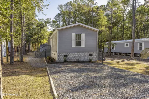 3481 Dolphin Dr SE, Bolivia, NC 28422