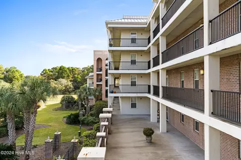 3100 Marsh Grove Ln UNIT 3204, Southport, NC 28461