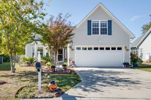 1664 Sugarberry Cir, Leland, NC 28451