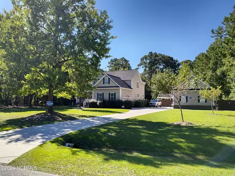 310 Headwaters Dr, Hampstead, NC 28443