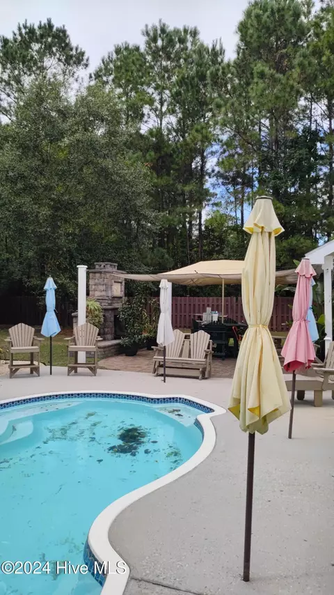 Exterior - 310 Headwaters Dr, Hampstead, NC 28443 photo 7 of 13