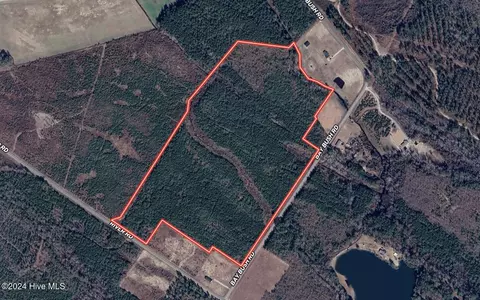 02 River Rd, Vanceboro, NC 28586