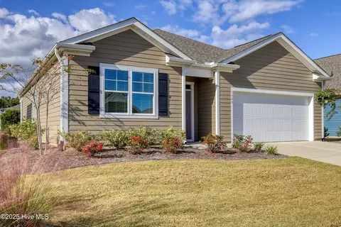 1340 Clendon Cir, Leland, NC 28451