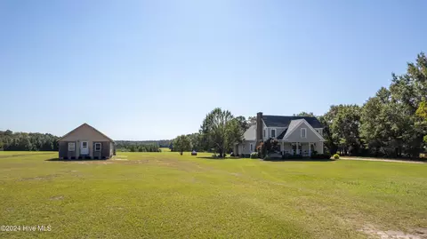 2268 Union School Rd, Clinton, NC 28328