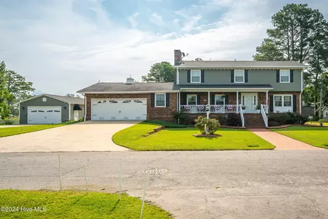 552 Lamont St, Belhaven, NC 27810