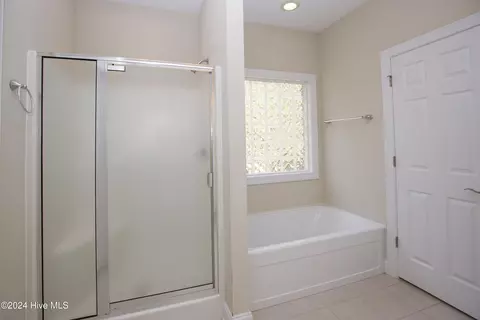 Bath - 166 Juniper Creek Blvd, Pinehurst, NC 28374 photo 2 of 2