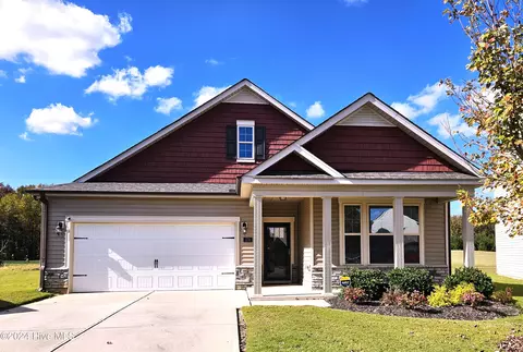 578 Golden Villas Dr, Rocky Mount, NC 27804