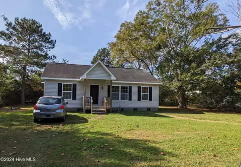 124 Brentwood Dr, Wilmington, NC 28401