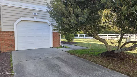 206 Adams Creek Rd, Elizabeth City, NC 27909