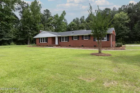 3345 Old Lumberton Rd, Whiteville, NC 28472