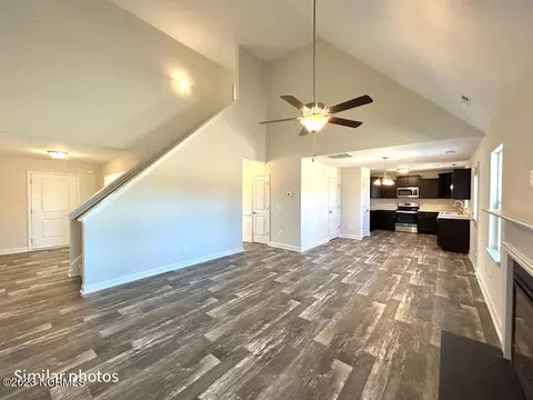 Living - 428 Windermere Rd, Hubert, NC 28539 photo 7 of 8