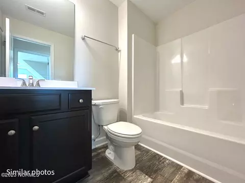 Bath - 428 Windermere Rd, Hubert, NC 28539 photo 6 of 7