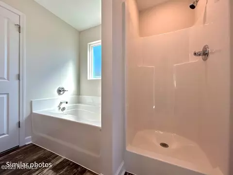 Bath - 428 Windermere Rd, Hubert, NC 28539 photo 2 of 7