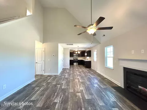 Living - 428 Windermere Rd, Hubert, NC 28539 photo 1 of 8