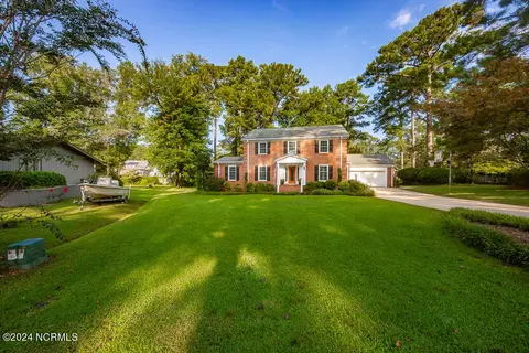4504 W West Fairway Dr, Trent Woods, NC 28562