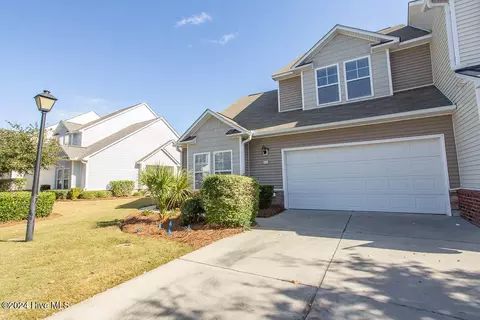 111 Freeboard Ln, Calabash, NC 28467