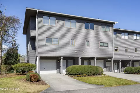 612 Linksider Dr #F1, Wilmington, NC 28412