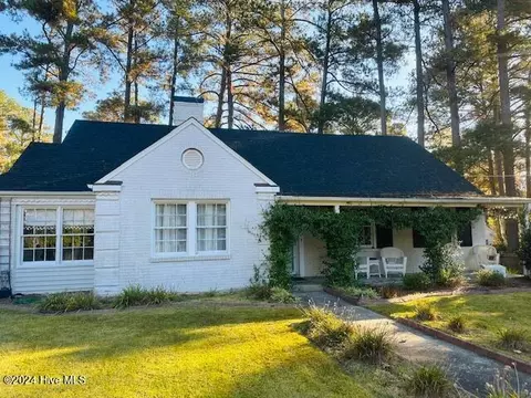 1502 Highland Dr NW, Wilson, NC 27893