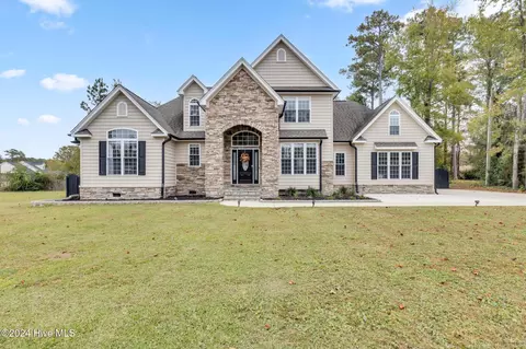 2350 Country Club Rd, Jacksonville, NC 28546