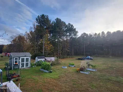 201 Bowles Place Dr, Como, NC 27818 photo 2