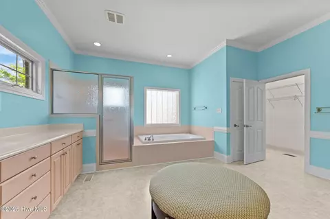 Bath - 163 Santee Dr, Chocowinity, NC 27817 photo 5 of 9