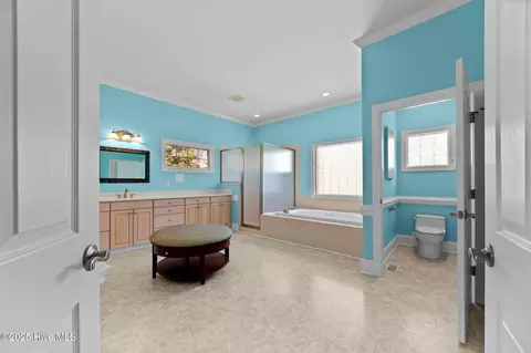 Bath - 163 Santee Dr, Chocowinity, NC 27817 photo 3 of 9