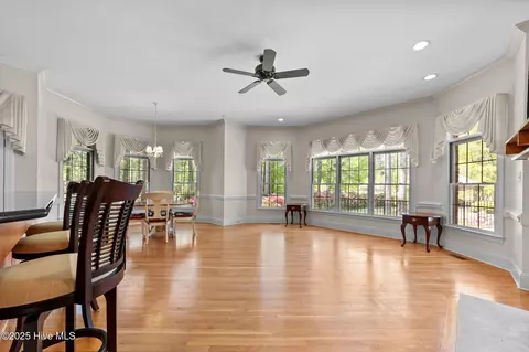 Dining - 163 Santee Dr, Chocowinity, NC 27817 photo 4 of 5