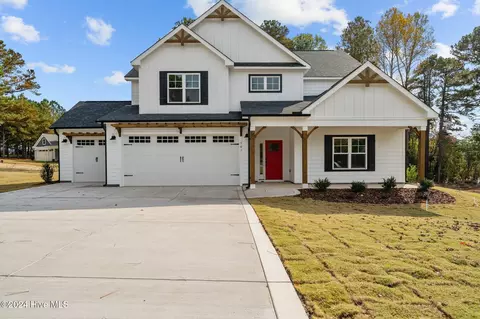501 Belcroft Dr, Carthage, NC 28327