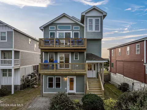 7036 S Virginia Dare Trl, Nags Head, NC 27959