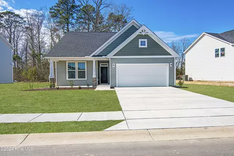 114 Flora Field Dr, Jacksonville, NC 28546
