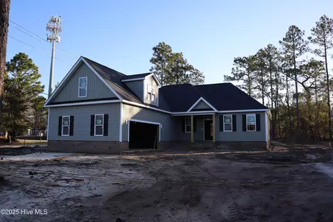 21 Pine Shores Dr, Southport, NC 28461