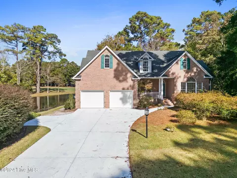 158 Clubhouse Dr SW, Supply, NC 28462