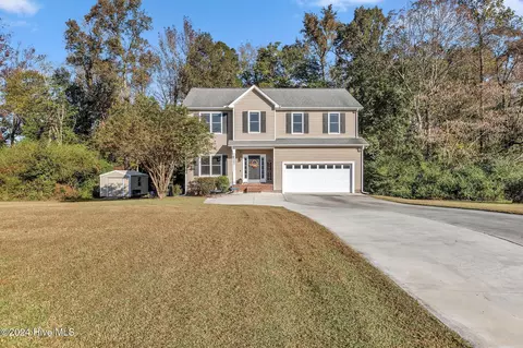307 Exmoor Dr, Jacksonville, NC 28540