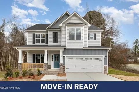 68 Earl Ct, Smithfield, NC 27577