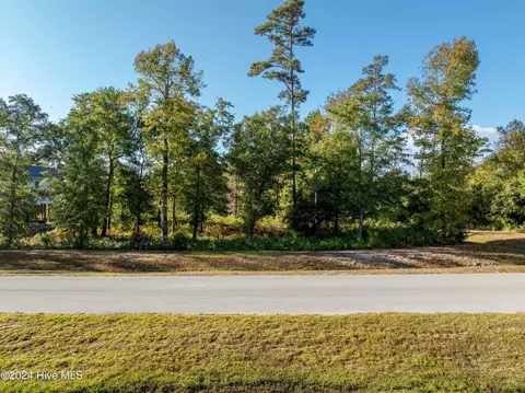 343 Landon Ln, Sneads Ferry, NC 28460